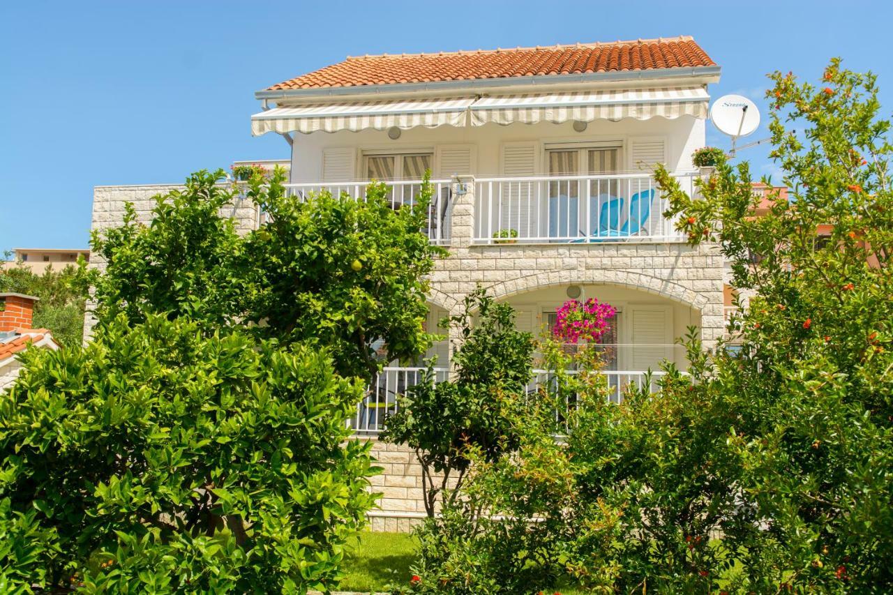 Apartments Klasan Trogir Exterior foto